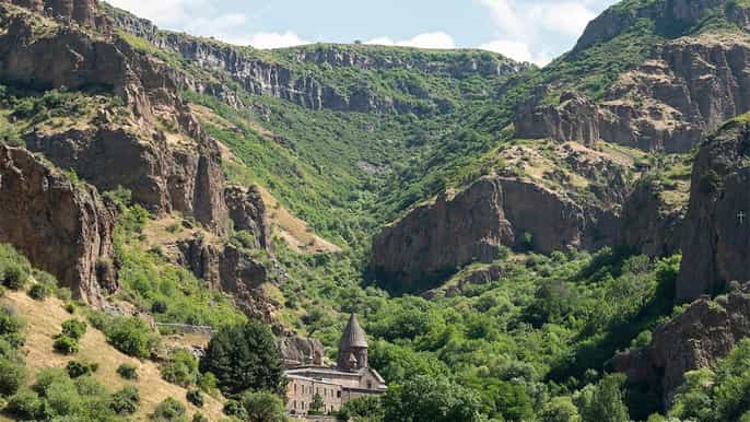 discover geghard monastery and garni temple halfday trip
