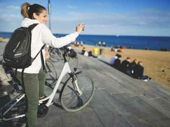 Barcelona: Private E-Bike-Tour zu den Highlights Barcelona: Private E-Bike-Tour zu den Highlights