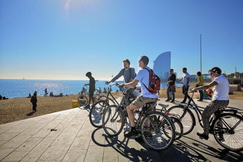 Barcelona: hoogtepunten en Gaudi privé fietstocht