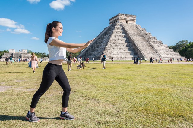 Visit Cancún Chichén Itzá Tour with Hubikú Cenote and Valladolid in punta campanella