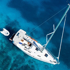 Barcelona: 2-Hour Private Boat Cruise