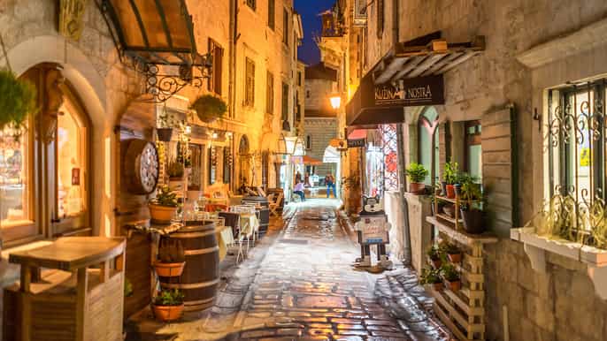 kotor 1.5hour guided walking tour