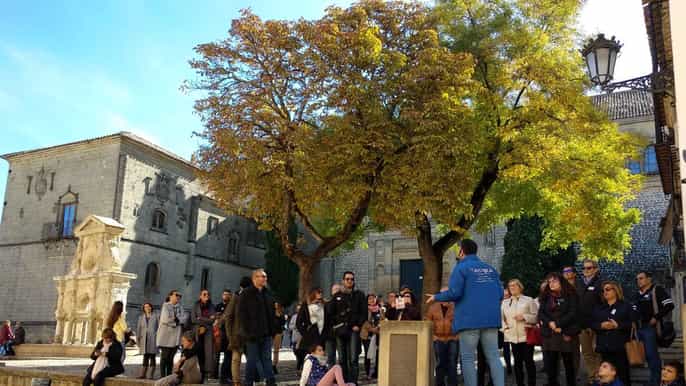 baeza 2.5hour guided city tour