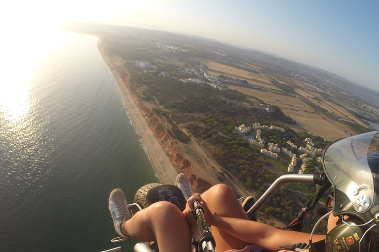 Albufeira: lot paralotnią o zachodzie słońca