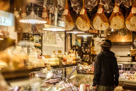 Bologna: Eat and Drink Like a Local Food Tour