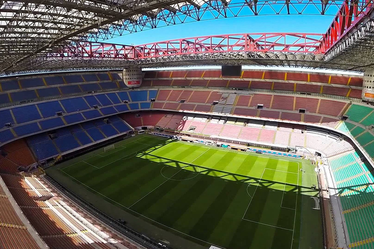 Mailand: San Siro Stadion Eintritt & Hop-On/Hop-Off-Bus Ticket