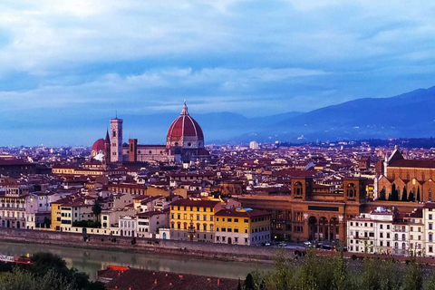 Da Roma: Arte e shopping a Firenze, tour di un giorno intero in trenoTour privato in lingua inglese