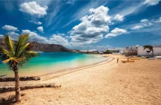 Lanzarote: Kunsthandwerksmarkt in Teguise und die Insel La Graciosa