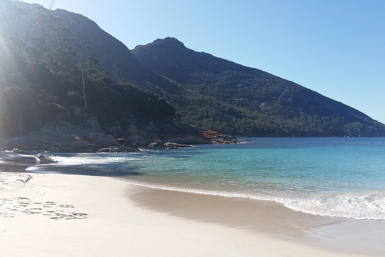 Hobart: Wineglass Bay Beach Iconic Hike