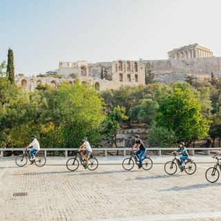 Athens: 2-5-Hour Sightseeing Tour by City Bike
