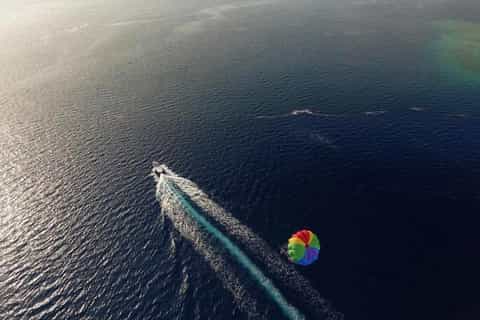 mactan 15minute parasailing experience