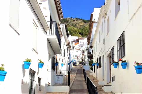 Tour a pie en grupo pequeño por Mijas