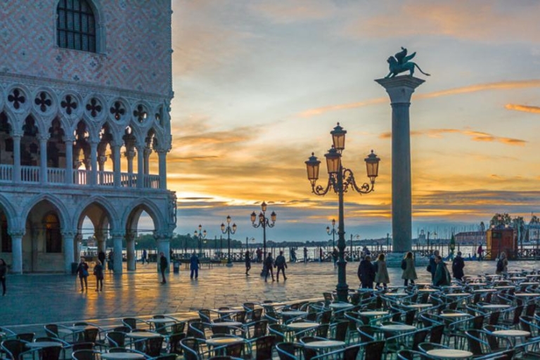 Venedig: Führung durch den DogenpalastTour auf Italienisch am Morgen