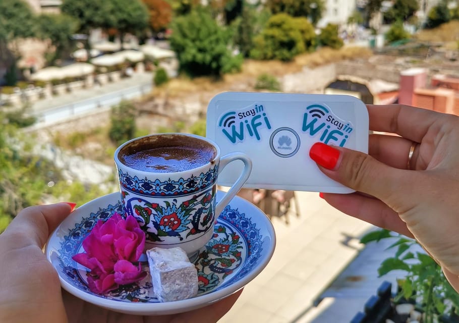 Istanbul: Unlimited Pocket Wi-Fi Rental for up to 10 devices