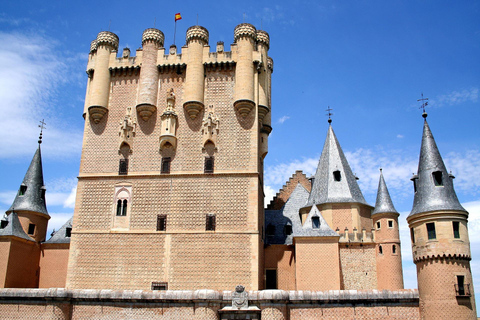 From Madrid: Segovia Day Trip with Alcázar Entry Ticket