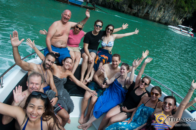 Krabi: Phi Phi Small Group Tour & Early Maya Bay with lunch