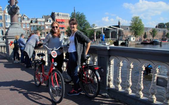 Amsterdam: Fahrradverleih