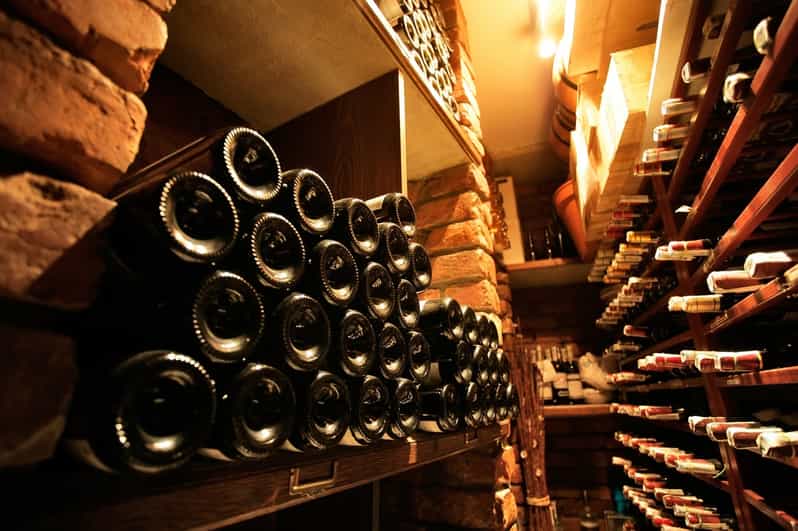 Piedmont: 2-Hour Winery Visit with Wine Tasting