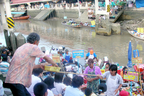 Weekend Amphawa Floating Market & Train Market Private Tour