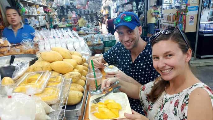 chiang mai city sightseeing and local food tour