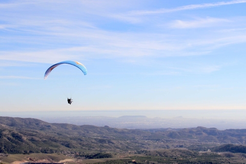 Alicante and Santa Pola: Tandem Paragliding Flight Alicante: Tandem Paraglide Flight