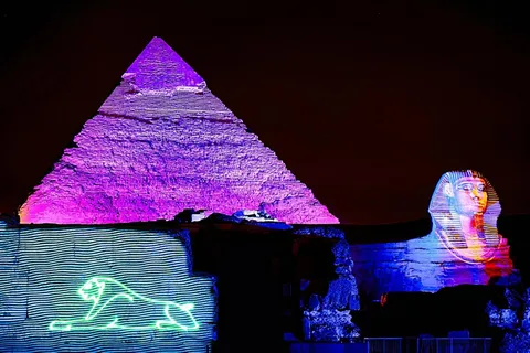 I Kairo: Ljud- och ljusshow med middag med utsikt över pyramiderna