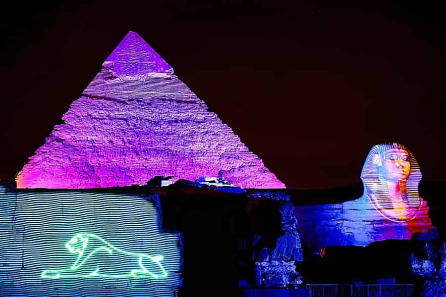 Kairo: Ton- und Lichtshow bei den Pyramiden von Gizeh. Foto: GetYourGuide