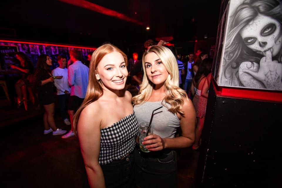 Queenstown Bar Crawl with 5 Free Shots and Pizza GetYourGuide