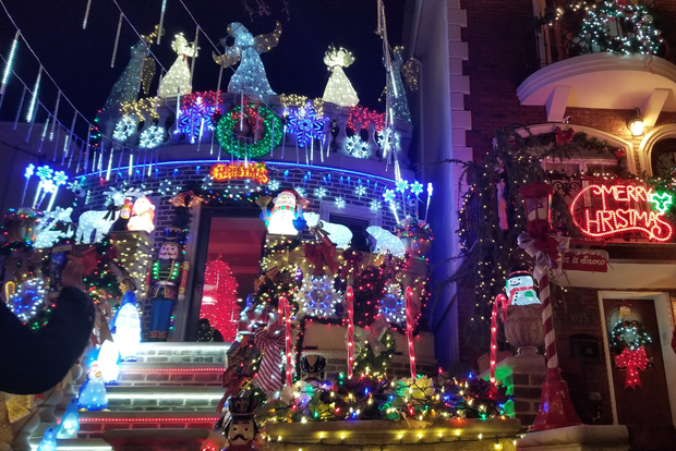 Brooklyn: tour de 4 horas por la magia navideña de Dyker Heights