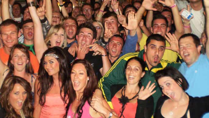 queenstown ice bar crawl
