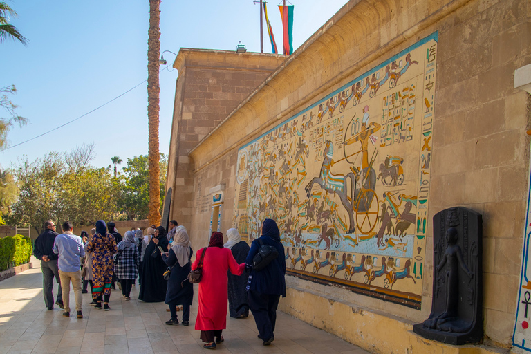 Le Caire : Visite privée du village pharaonique avec transfert et déjeunerVisite avec billets et déjeuner