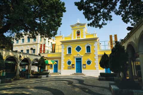Macau Peninsula, Taipa, and Coloane Full-Day Walking Tour