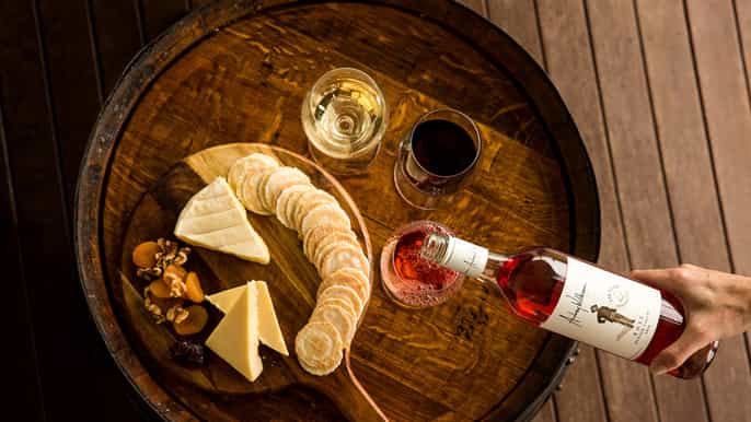 hunter valley 1hour cheese and barrel wine tasting