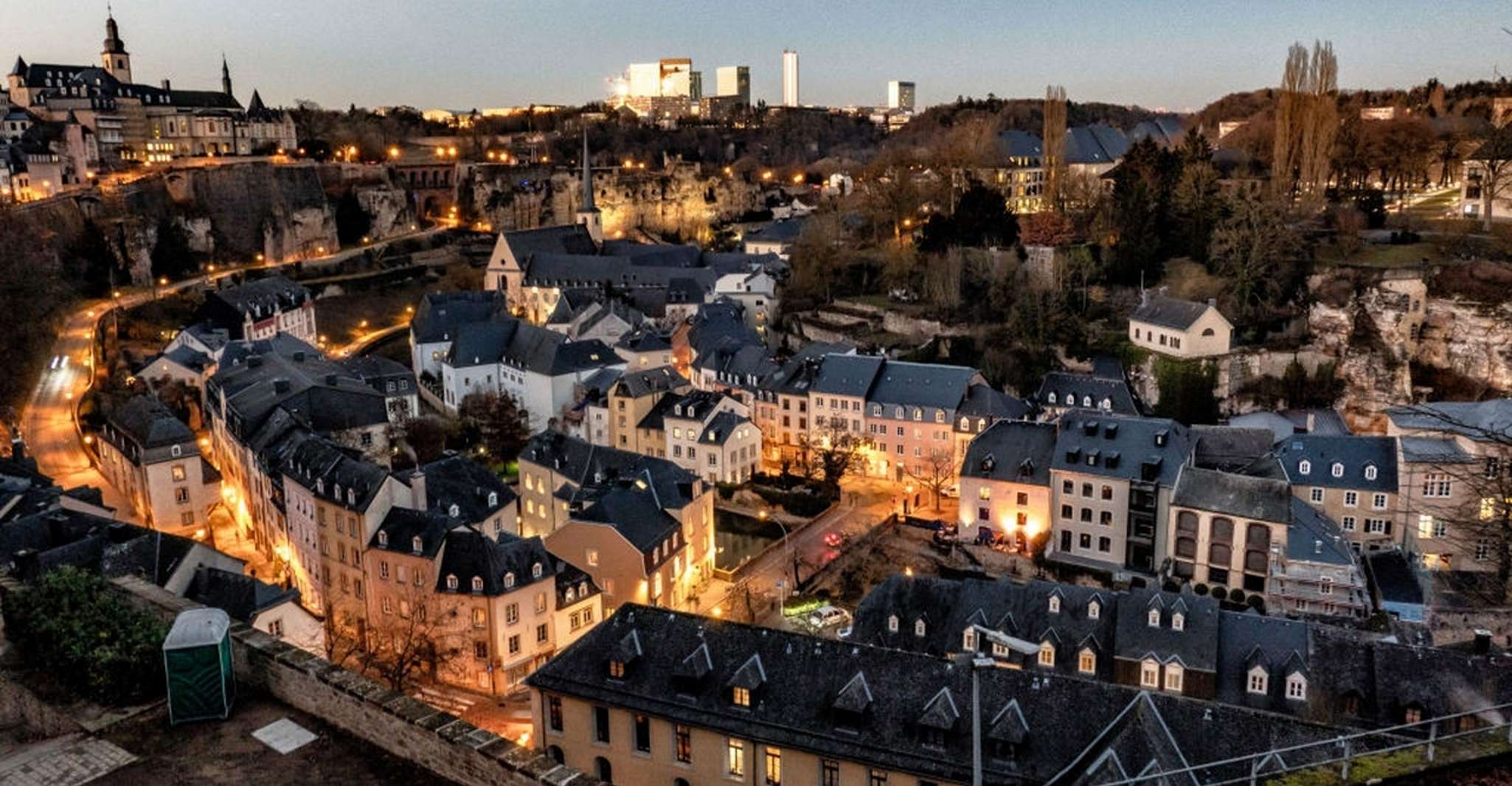 Desde Bruselas, Luxemburgo y Dinant Tour privado de un día completo - Hizvo