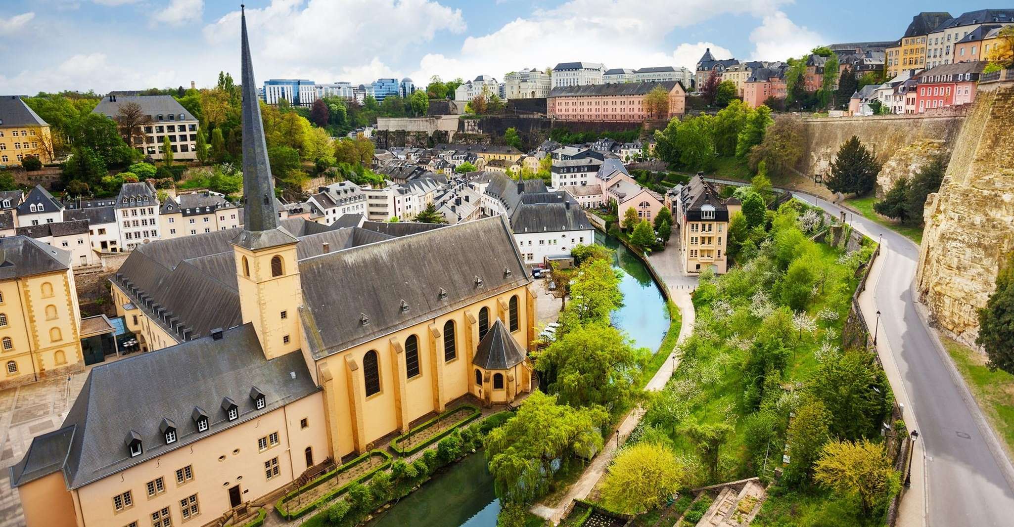 Desde Bruselas, Luxemburgo y Dinant Tour privado de un día completo - Hizvo