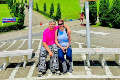 Chiangrai : Half Day Tour 3 Famous Temples / (Private tour)