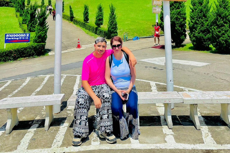 Chiangrai : Half Day Tour 3 Famous Temples / (Private tour)