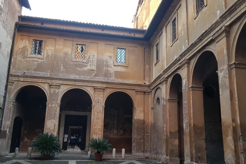 Christian Rome and Underground Basilicas 3-Hour Tour French Tour