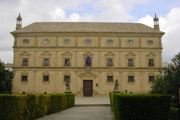 Úbeda: Historic Walking Tour in English/French Historic Walking Tour with Entrance Fees