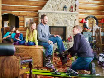 North Lake Tahoe: Skiverleih mit kostenlosem Versand North Lake Tahoe: Skiverleih mit kostenlosem Versand