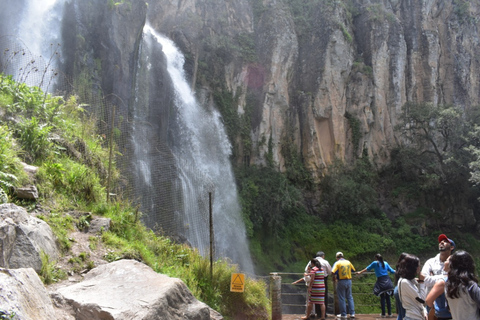 Da Puebla: Tour privato di Zacatlán e Chignahuapan di un giorno interoDa Puebla: tour privato di un'intera giornata a Zacatlán e Chignahuapan