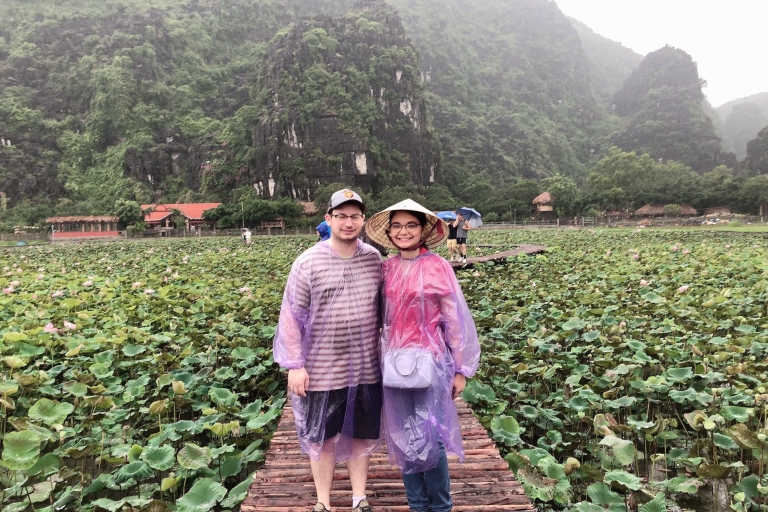 Hoa Lu, Mua Höhle und Trang An Kleingruppen-BootsfahrtKleingruppentour mit Hotelabholung