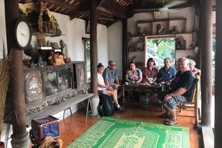 Visite en petit groupe de Hoa Lu, de la grotte de Mua et de Trang AnPetit groupe avec point de rencontre