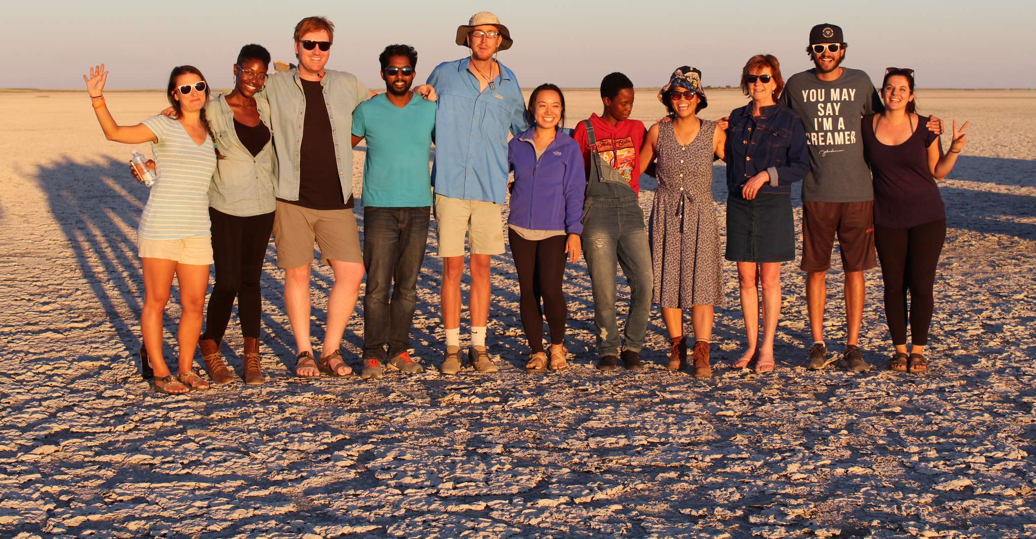 Kasane'den, Makgadikgadi Pan'da Yıldızların Altında Uyumak - Hizvo