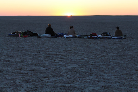 De Kasane : Dormir sous les étoiles au Makgadikgadi Pan