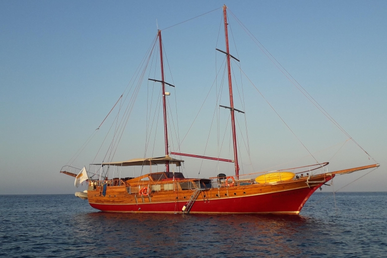 Chipre: crucero privado en yate de 6 horasOpción estándar
