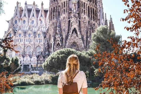 Barcelone: visite de la ville privée de Gaudi avec la Sagrada Familia
