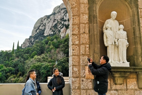 Barcelona: Prywatna wycieczka Montserrat z kolejką linową i lunch