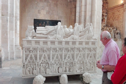 Lisbon: Private Guided Tour of Tomar, Batalha, and Alcobaça