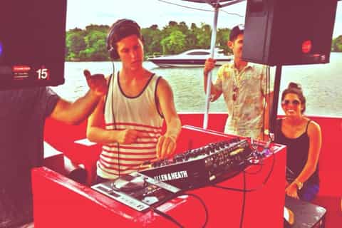 Washington DC: Pirate Ship Happy Hour Party Cruise with DJ